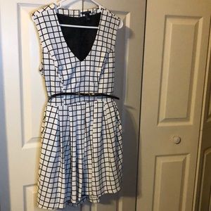 Forever 21 dress size large